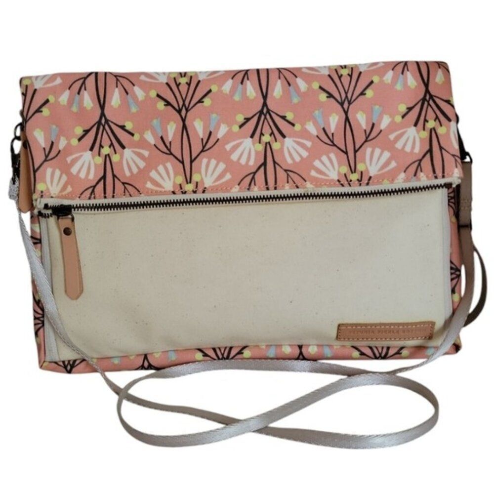 Petunia Pickle Bottom Diaper Bag Birch Blissful Brisbane Shoulder Crossbody Baby - Picture 15 of 16